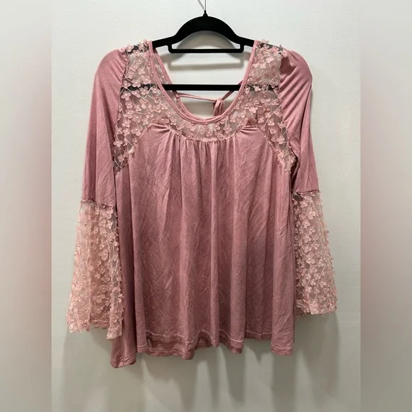 POL Pink Flutter Sleeve Blouse with Ruffled Embellishments. Size Small - Picture 1 of 9